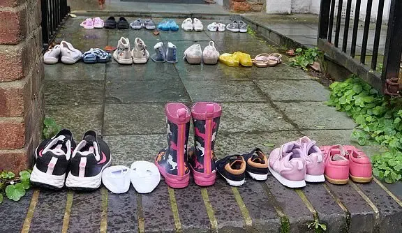 Children’s shoes left outside Starmer’s home to symbolise Israel’s murder of Gaza’s children