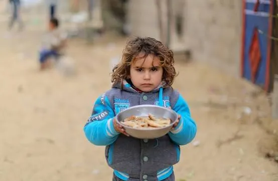 Hungry Child in Gaza