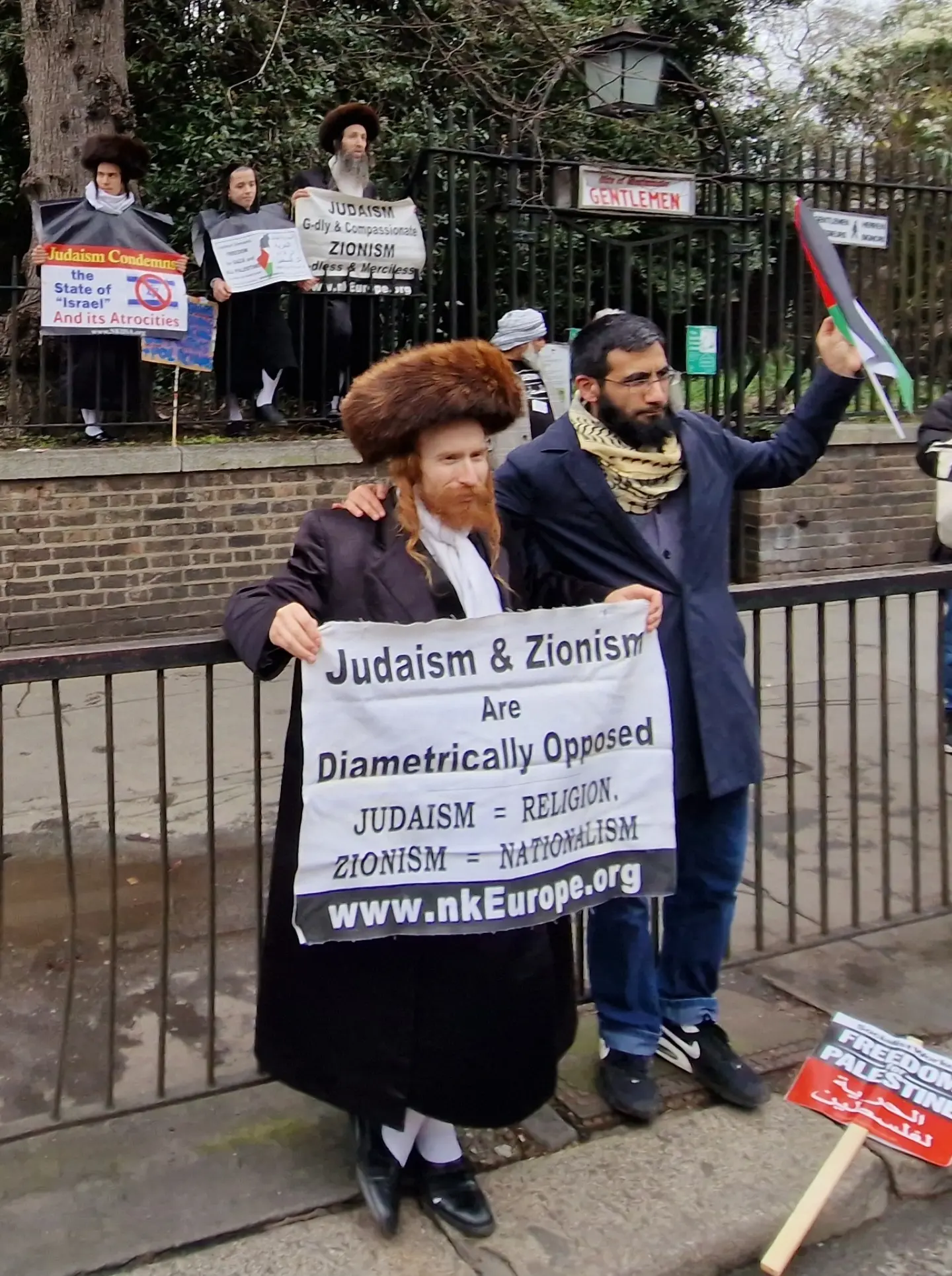 British media downplays London Gaza protest of over 250,000 British media downplays London Gaza protest of over 250,000